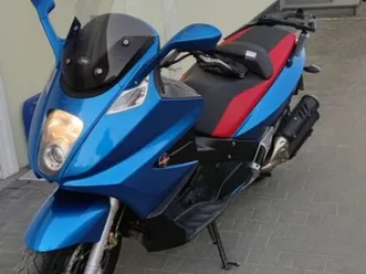 skuter-gilera-gp-800-lipkow