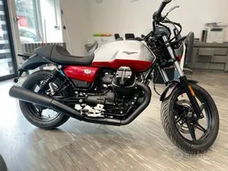 moto guzzi v7 iv