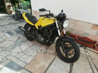 suzuki-bandit-400-sao-domingos-de-rana