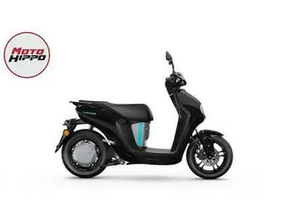yamaha-neo's-dual-battery-wit