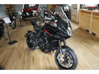 moto-neuve-mv-agusta-turismo-veloce-800-r