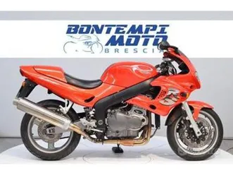 triumph sprint 955 rs