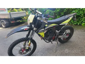 fantic-125-xef-in-offerta-a-soli-3-800