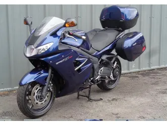 triumph-sprint-gt-abs-2012-1050-cc