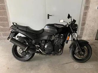 triumph speed triple 900 - 1996