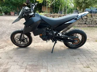 ktm-690-supermoto
