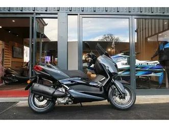 yamaha xmax 300