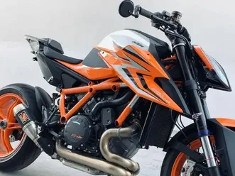2022-ktm-1290-super-duke-r-evo-117-bw