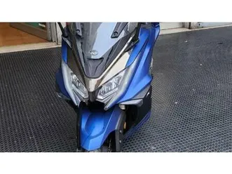 vendo kymco ak 550 (2017 - 19) usata a bologna (codice 9314000) - moto.it