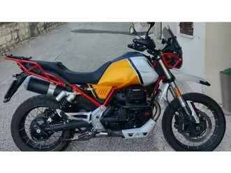 vendo moto guzzi v85 tt evocative graphics (2021 - 23) usata a pergola (codice 9211102) - moto.it