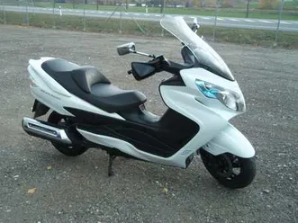 suzuki burgman 400 , abs ,cz doklady , krásný stav