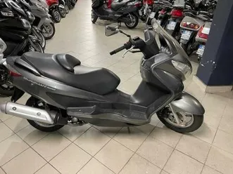 vendo suzuki burgman uh 200 (2006 - 12) usata a torino (codice 9307075) - moto.it