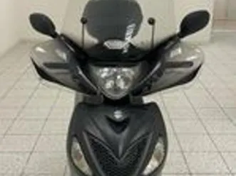 suzuky sixteen 150
