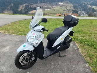 yamaha xenter 125 canton grisons -