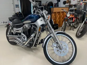 2003-suzuki-intruder-1400