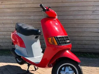 piaggio-quartz-skipper-50cc-netjes-scooters-piaggio-marktplaats