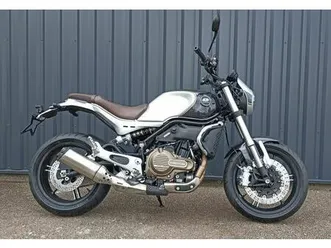 qj-motor-srv-550-2023-550-cm3-moto-roadster-172-km-gris-71100-sevrey