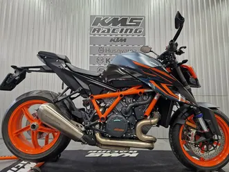1290 super duke r evo