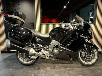 kawasaki gtr 1400 blauw