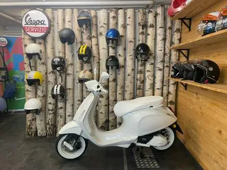 piaggio-vespa-125-sprint-sport-abs