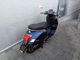 vespa gts 300 super tech rst