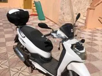 peugeot-lxr-200-2012