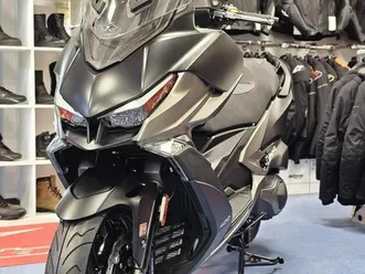 kymco xciting vs400 400 cm3, 2025 god.