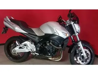 vendo suzuki gsr 600 (2006 - 11) usata a villadossola (codice 9461544) - moto.it