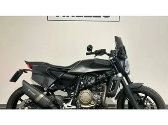 vendo husqvarna svartpilen 701 (2019) usata a arezzo (codice 9464975) - moto.it