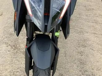 2-ktm-superduke-1290-rrrrrrrr-2021-noir-6900km