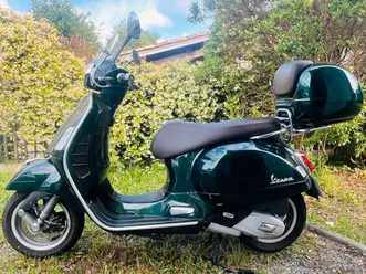 vespa-125-gts-touring
