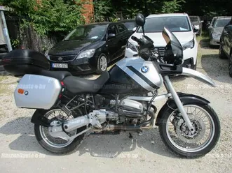 gyári túra dobozokkal