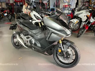 2023-as modell+akrapovic sport kipufogó