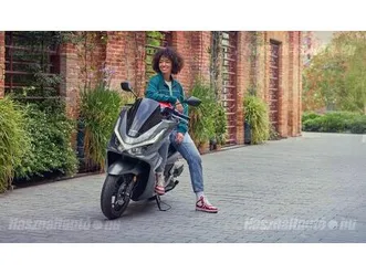 2025 modell ajándék gyári dobozszettel! 6 év gyári gari