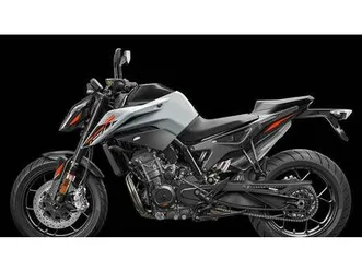 vendo ktm 790 duke l (2023 - 24) nuova a oliveto citra (codice 9221990) - moto.it