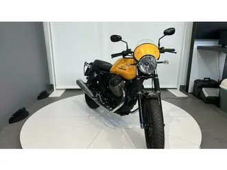 vendo moto guzzi v7 ii stone (2015 - 17) usata a padova (codice 9330395) - moto.it