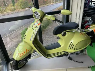 vespa 946