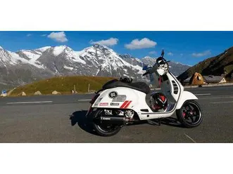 vespa gts 300 racing sixties