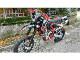 vendo swm sm 500 r (2021 - 24) nuova a montebelluna (codice 9336226) - moto.it