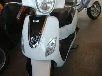 sym fiddle 125 weiß