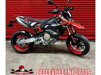 2024-ducati-hypermotard-698-rve-demo