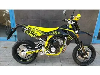 vendo swm sm 125 r (2022 - 24) nuova a capannori (codice 9476014) - moto.it