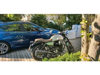 moto guzzi v7 stone centenario