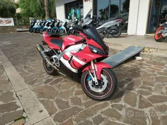 yamaha yzf r1 - 2001
