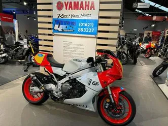 yamaha-xsr-900-gp-with-racer-pack