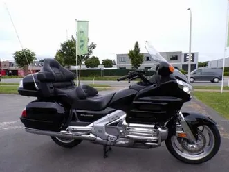 honda-gl-1800-goldwing-parfait-etat