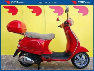 piaggio-vespa-150-lx