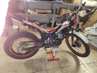 trial-beta-evo-300-2t-2013rok-myslenice