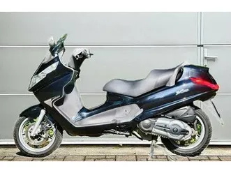 piaggio-x8-400-i-e-roller-aut-2006