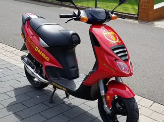 piaggio-nrg-mc2-top-official-commuter-scuderia-ferrari